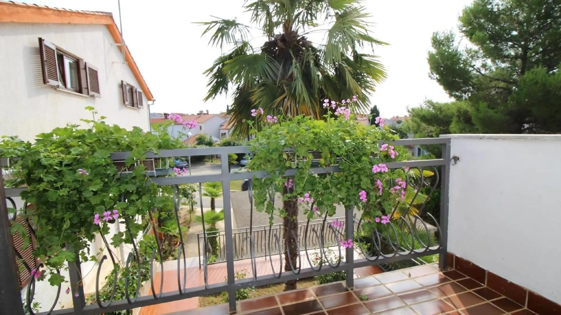 Ferienhaus Palma In Strandnaehe Mit Garten Grill Apartment Porec