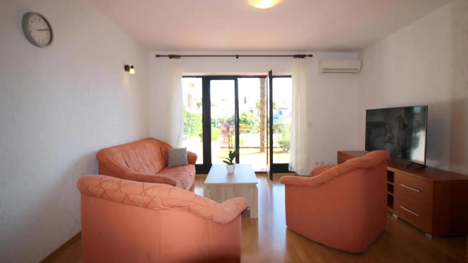 Ferienhaus Palma In Strandnaehe Mit Garten Grill 포레치 0*,  크로아티아