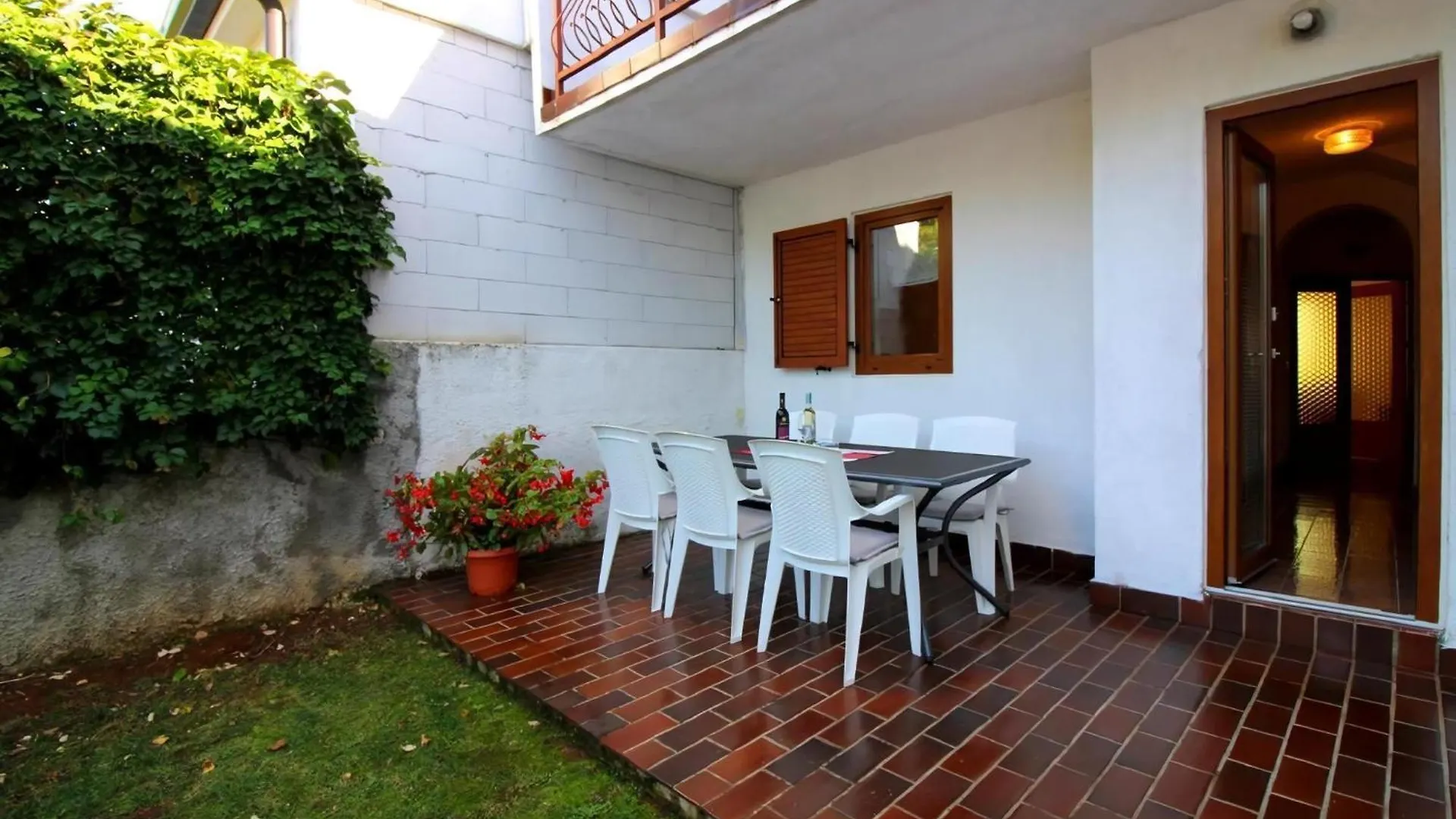 아파트 Ferienhaus Palma In Strandnaehe Mit Garten Grill 포레치 크로아티아